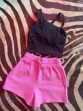 Black One-Shoulder Crop Top & Hot Pink Waffle Shorts Set rair burd + lululemon